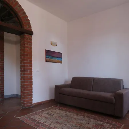 Lägenhet Pini Sarzana